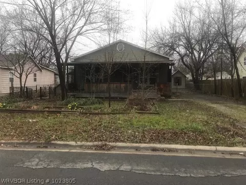4023 Morris Dr, Fort Smith, AR 72904 photo 1