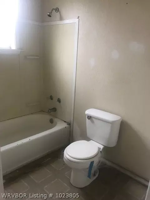 4023 Morris Dr, Fort Smith, AR 72904 photo 5