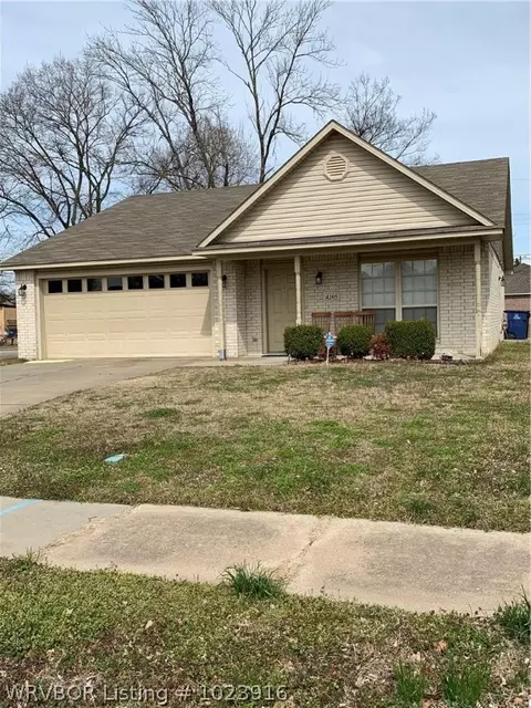 4305 Johnson St, Fort Smith, AR 72904 photo 1