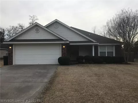 405 S 14th St, Lavaca, AR 72941 photo 1