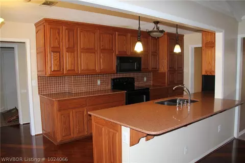 8201 Adam Dr, Fort Smith, AR 72903 photo 10