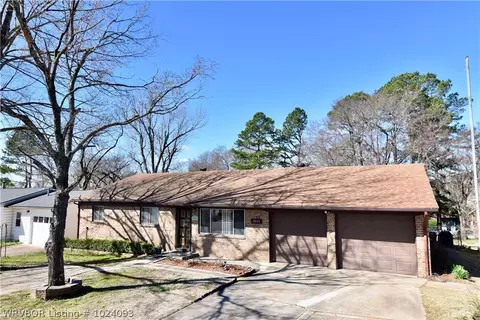 2201 57th Ln, Fort Smith, AR 72904 photo 1
