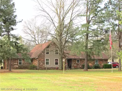 8502 Bonanza Rd, Fort Smith, AR 72916 photo 1