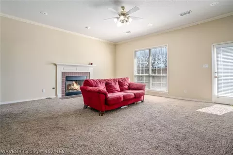8704 Canopy Oaks Dr, Fort Smith, AR 72903 photo 2
