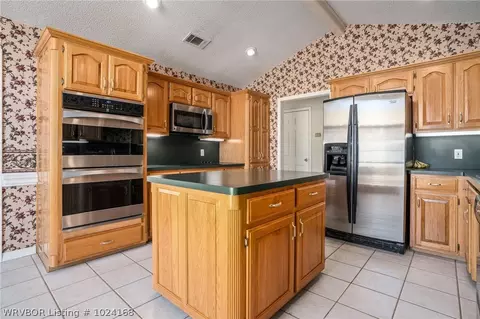 8704 Canopy Oaks Dr, Fort Smith, AR 72903 photo 10