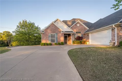 1101 Elizabeth Ln, Fort Smith, AR 72903 photo 1