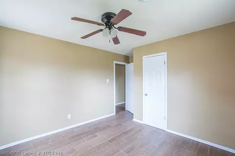 804 Angela Cir, Barling, AR 72923 photo 13