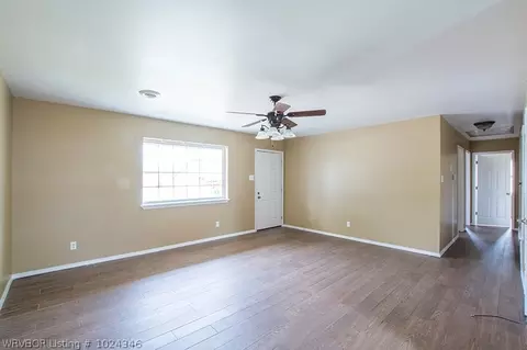 804 Angela Cir, Barling, AR 72923 photo 2