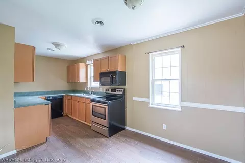 804 Angela Cir, Barling, AR 72923 photo 4