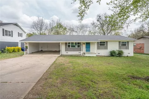 2815 S 33rd St, Fort Smith, AR 72903 photo 1
