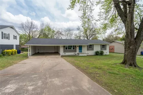 2815 S 33rd St, Fort Smith, AR 72903 photo 3