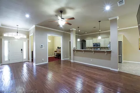 8107 Bridgewood Ln, Fort Smith, AR 72916 photo 5