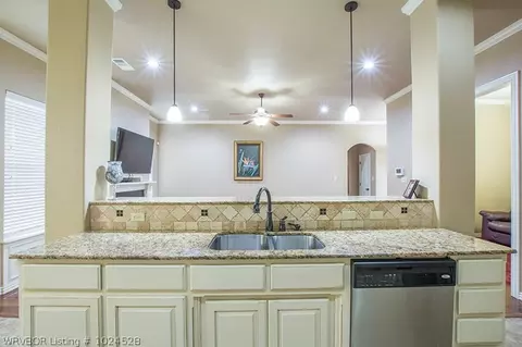 8107 Bridgewood Ln, Fort Smith, AR 72916 photo 7