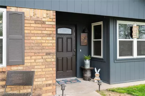 914 Creston St, Fort Smith, AR 72908 photo 2