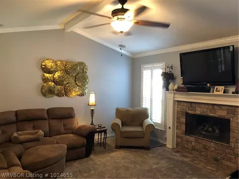 7023 Red Bud Dr, Fort Smith, AR 72916 photo 4