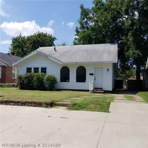 605 Clifton Ct, Fort Smith, AR 72903 photo 1