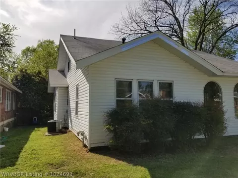 605 Clifton Ct, Fort Smith, AR 72903 photo 6