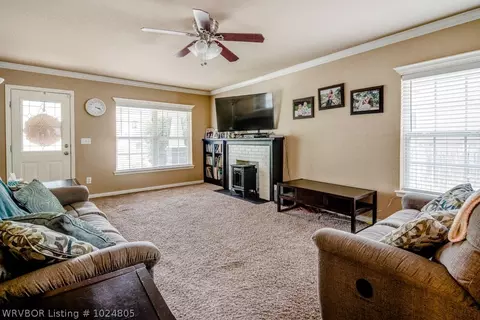 2124 S M St, Fort Smith, AR 72901 photo 4
