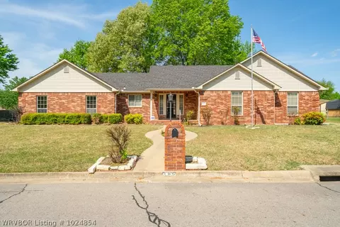 8120 Meadow Dr, Fort Smith, AR 72908 photo 1