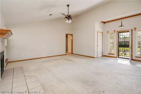 8120 Meadow Dr, Fort Smith, AR 72908 photo 6