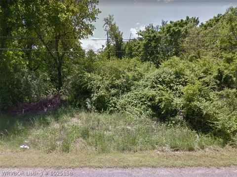 401 E Cedar St, Hackett, AR 72937 photo 1