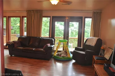3000 Cliff Dr, Fort Smith, AR 72901 photo 4