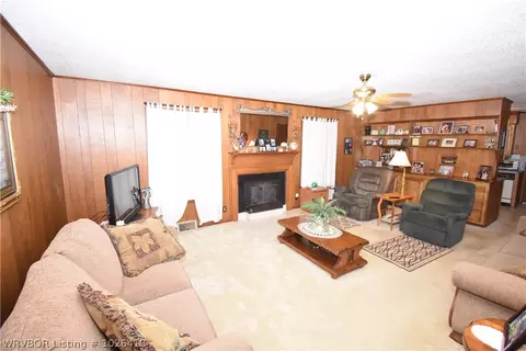 1502 Bryan St, Paris, AR 72855 photo 2