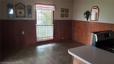 1206 W Cheatham St, Ozark, AR 72949 photo 8