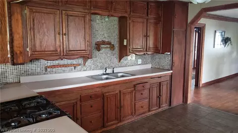 1206 W Cheatham St, Ozark, AR 72949 photo 7