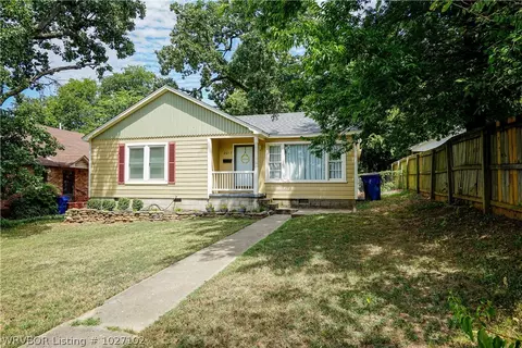 2017 S W St, Fort Smith, AR 72901 photo 2