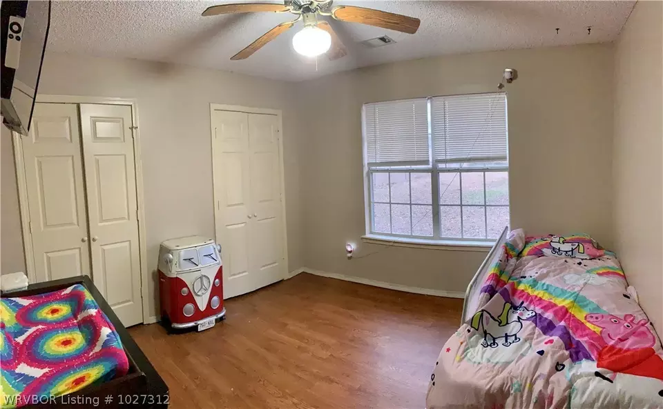  1800 Oakview Dr, Lavaca, AR 72941 photo 10