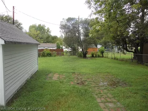 1445 N 35th St, Fort Smith, AR 72904 photo 8