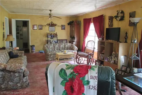 1210 Academy St, Paris, AR 72855 photo 8