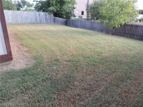 3301 S 68th Cir, Fort Smith, AR 72903 photo 22