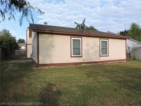 3301 S 68th Cir, Fort Smith, AR 72903 photo 27