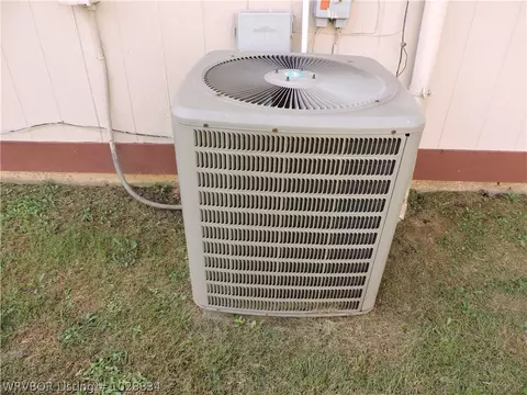 3301 S 68th Cir, Fort Smith, AR 72903 photo 20