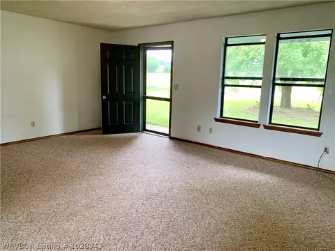 39966 E Drury Ln, Howe, OK 74940 photo 3