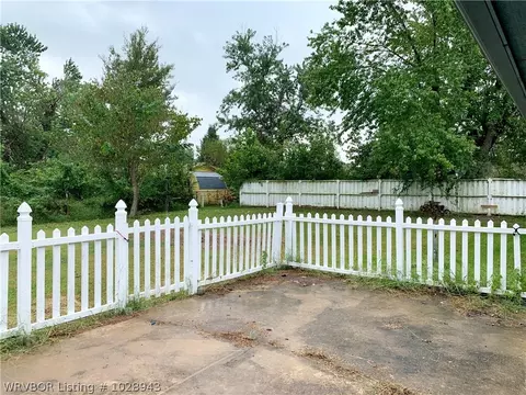 39966 E Drury Ln, Howe, OK 74940 photo 10