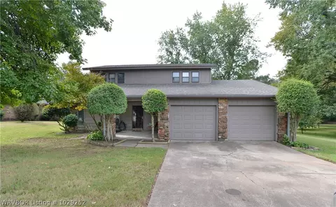 10613 Meandering Way, Fort Smith, AR 72903 photo 1
