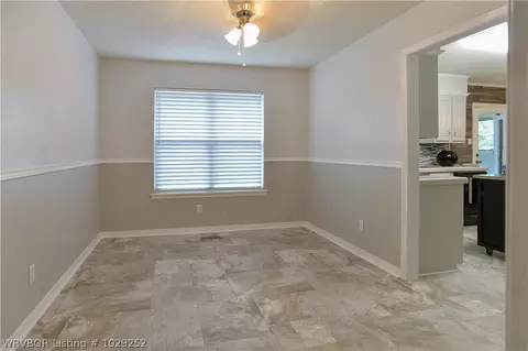 10613 Meandering Way, Fort Smith, AR 72903 photo 5