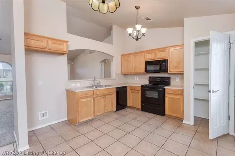 311 Apple Valley Dr, Fort Smith, AR 72908 photo 4