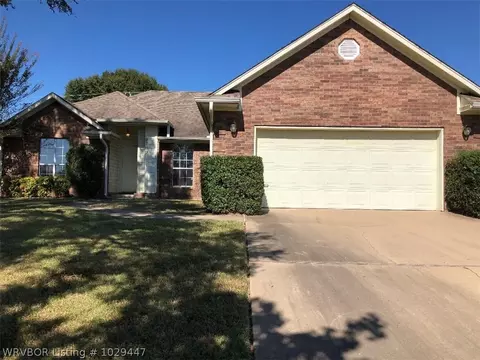 9709 E Pointe Dr, Fort Smith, AR 72903 photo 1