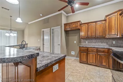 321 Skagway Ln, Barling, AR 72923 photo 11