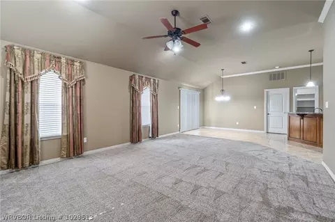 321 Skagway Ln, Barling, AR 72923 photo 7