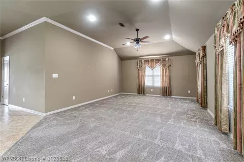 321 Skagway Ln, Barling, AR 72923 photo 6