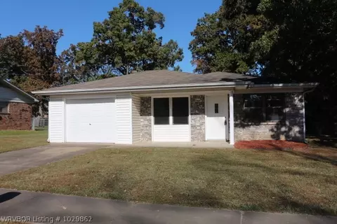 2 Homestead Ter, Fort Smith, AR 72904 photo 1