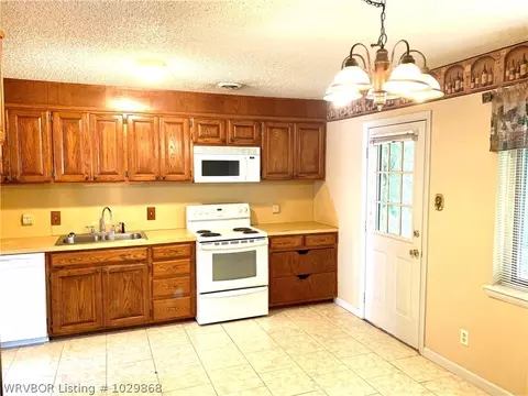 8904 Gary St, Fort Smith, AR 72903 photo 6
