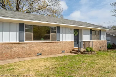 3013 Independence St, Fort Smith, AR 72901 photo 1