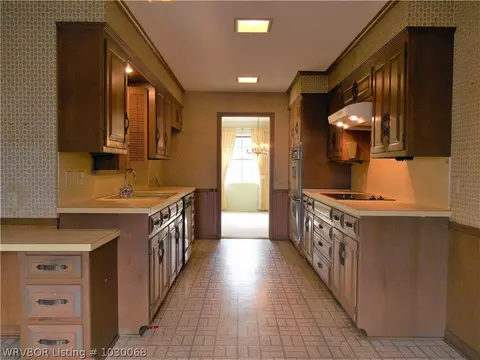 7601 Horan Dr, Fort Smith, AR 72903 photo 9