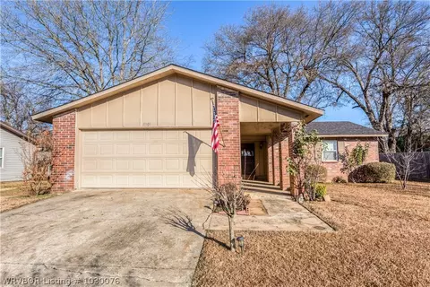8901 Houston St, Fort Smith, AR 72903 photo 2
